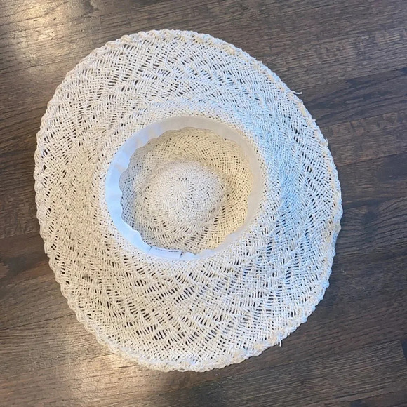 NINE WEST off white straw hat - Picture 2 of 7